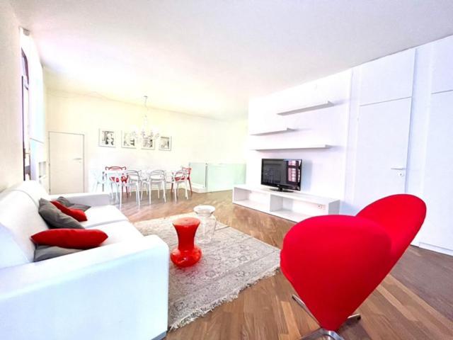 Domus Verona - Ampia Moderna Casa Su 2 Piani Nel Cuore Di Verona Dış mekan fotoğraf