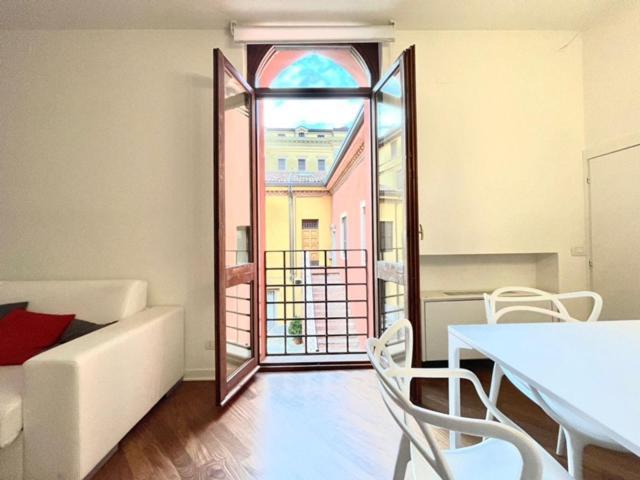 Domus Verona - Ampia Moderna Casa Su 2 Piani Nel Cuore Di Verona Dış mekan fotoğraf